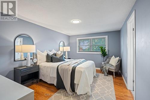 314 Dickens Drive, Oshawa, ON - Indoor Photo Showing Bedroom