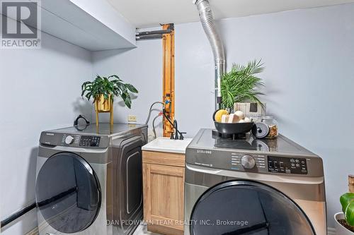 314 Dickens Drive, Oshawa, ON - Indoor Photo Showing Laundry Room