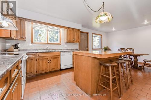 754238 2Nd Line Ehs, Mono, ON - Indoor Photo Showing Kitchen