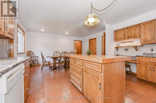 754238 2Nd Line Ehs, Mono, ON - Indoor Photo Showing Kitchen