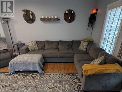 239 Moore Subdivision, Dawson Creek, BC - Indoor Photo Showing Living Room