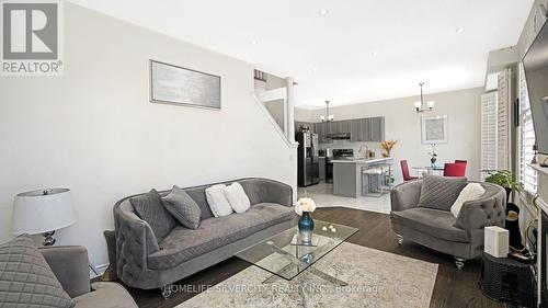 316 Father Tobin Road, Brampton, ON - Indoor Photo Showing Living Room