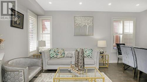 316 Father Tobin Road, Brampton, ON - Indoor Photo Showing Living Room