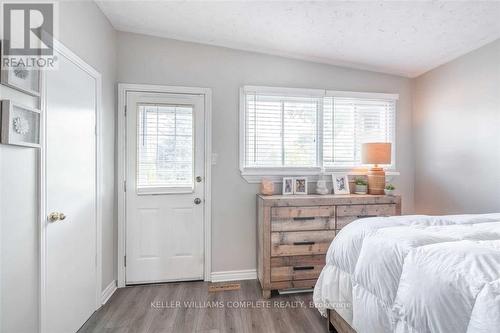 69 Ronaldshay Avenue, Hamilton, ON - Indoor Photo Showing Bedroom