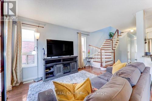 39 Beer Crescent, Ajax, ON - Indoor Photo Showing Living Room