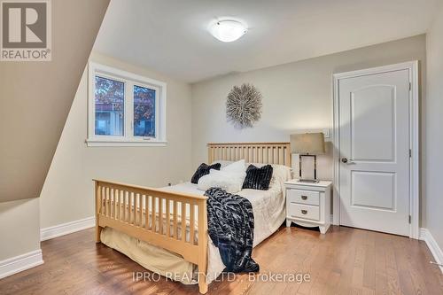 22 10Th Street S, Wasaga Beach, ON - Indoor Photo Showing Bedroom