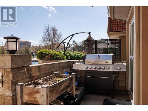 1156 Sunset Drive Unit# 113, Kelowna, BC - Outdoor