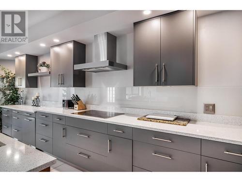 Kitchen - 1156 Sunset Drive Unit# 113, Kelowna, BC - Indoor Photo Showing Kitchen With Upgraded Kitchen