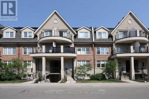 4-02 - 2420 Baronwood Drive, Oakville, ON - Outdoor With Facade