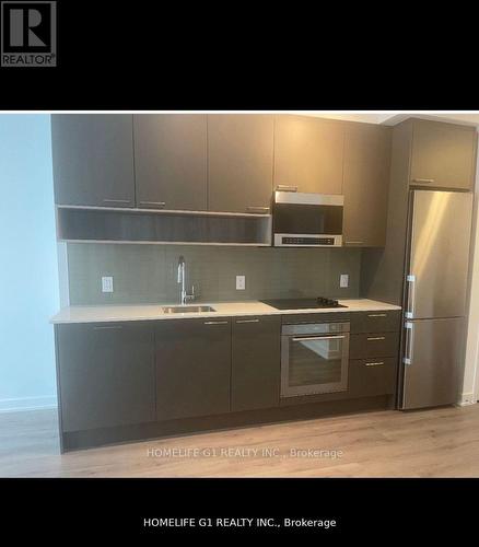 219 - 3005 Pine Glen Road, Oakville, ON - Indoor Photo Showing Kitchen