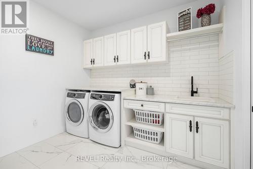 18 Four Mile Creek Road, Niagara-On-The-Lake, ON - Indoor Photo Showing Laundry Room