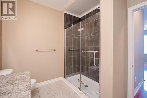 76 Aaron Trail, Welland (766 - Hwy 406/Welland), ON - Indoor Photo Showing Bathroom