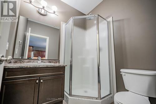 76 Aaron Trail, Welland (766 - Hwy 406/Welland), ON - Indoor Photo Showing Bathroom