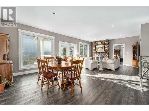 2760 Peregrine Way, Merritt, BC - Indoor Photo Showing Dining Room