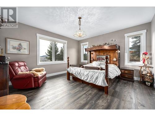 2760 Peregrine Way, Merritt, BC - Indoor Photo Showing Bedroom