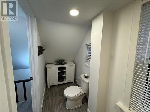 320 Sixth Street W, Cornwall, ON - Indoor Photo Showing Bathroom