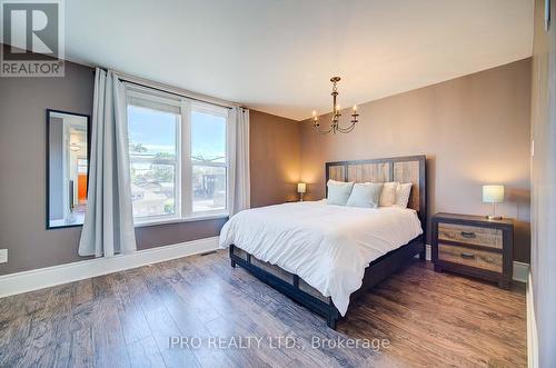 Upper - 425 English Street, London, ON - Indoor Photo Showing Bedroom