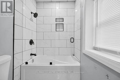 16 Webling Street, Brantford, ON - Indoor Photo Showing Bathroom