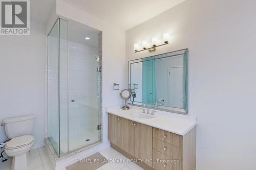 1178 Wellington Street E, Aurora, ON - Indoor Photo Showing Bathroom