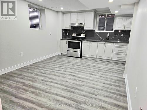 Basemen - 180 Giddings Crescent, Milton, ON - Indoor Photo Showing Kitchen