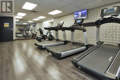 Ph09 - 19 Grand Trunk Crescent, Toronto, ON - Indoor Photo Showing Gym Room