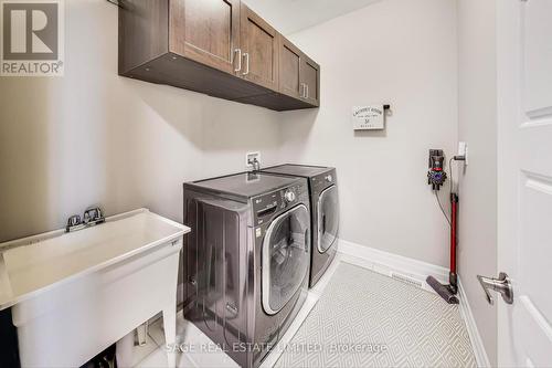 1394 Rose Way, Milton, ON - Indoor Photo Showing Laundry Room