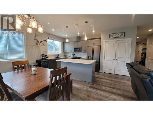 5241 Smith Street, Terrace, BC - Indoor Photo Showing Dining Room