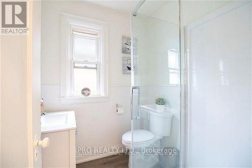 59 Garnet Street, St. Catharines, ON - Indoor Photo Showing Bathroom