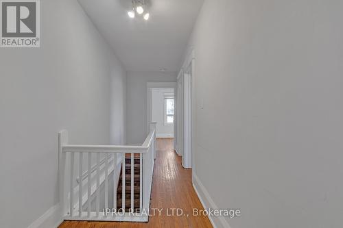 2 - 449 Manor Road E, Toronto, ON - Indoor Photo Showing Other Room