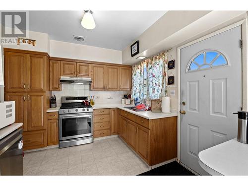 159 Tanager Drive, Kamloops, BC - Indoor Photo Showing Kitchen