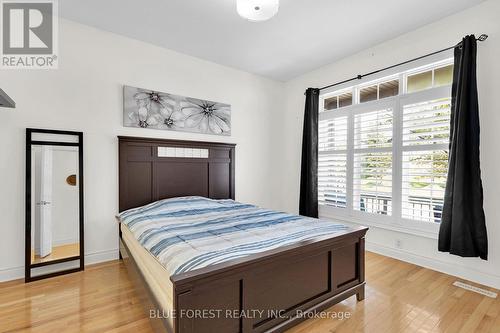 17 - 578 Mcgarrell Place, London, ON - Indoor Photo Showing Bedroom