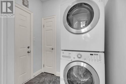 17 - 578 Mcgarrell Place, London, ON - Indoor Photo Showing Laundry Room