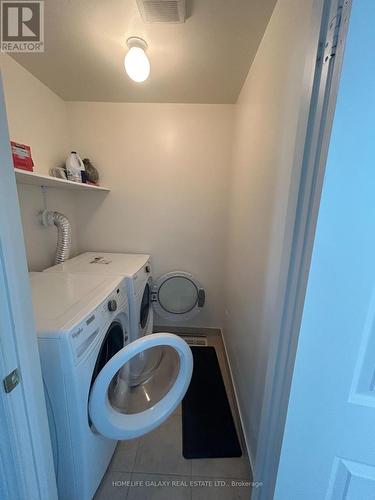 101 Ainley Road, Ajax, ON - Indoor Photo Showing Laundry Room