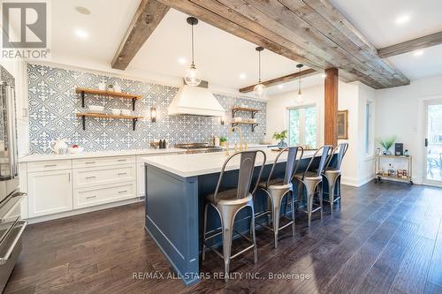 150 Park Drive, Whitchurch-Stouffville, ON - Indoor Photo Showing Kitchen With Upgraded Kitchen