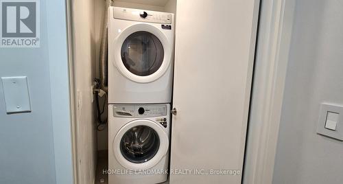 1209 - 7950 Bathurst Street, Vaughan, ON - Indoor Photo Showing Laundry Room