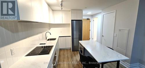 1209 - 7950 Bathurst Street, Vaughan, ON - Indoor Photo Showing Kitchen