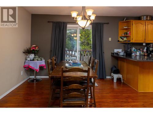 3674 Hawthorne Avenue, Terrace, BC - Indoor Photo Showing Dining Room