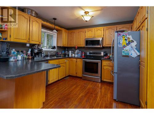 3674 Hawthorne Avenue, Terrace, BC - Indoor Photo Showing Kitchen With Stainless Steel Kitchen