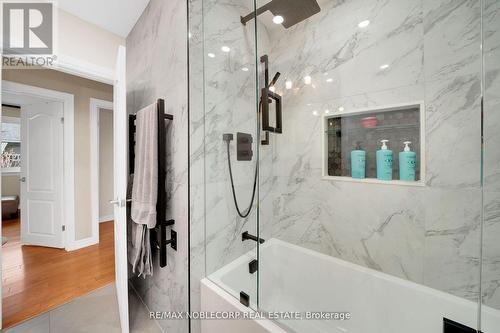 Upper - 4230 Bloor Street W, Toronto, ON - Indoor Photo Showing Bathroom