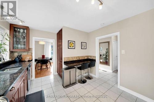 Upper - 4230 Bloor Street W, Toronto, ON - Indoor Photo Showing Kitchen