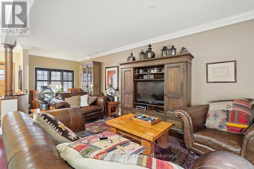 69 Stillman Drive, Brampton, ON - Indoor Photo Showing Living Room