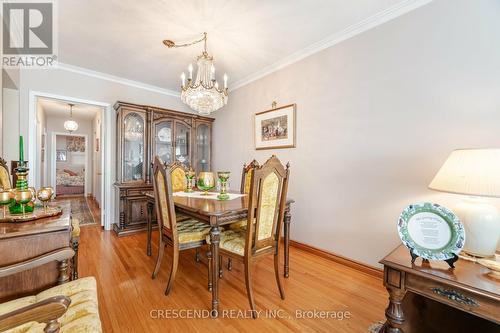 3659 Holden Crescent, Mississauga, ON - Indoor Photo Showing Dining Room