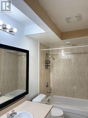 7080 Estoril Road, Mississauga, ON - Indoor Photo Showing Bathroom