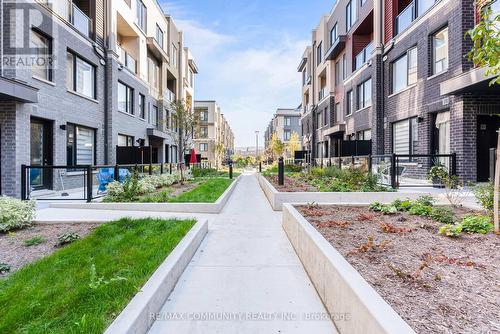 2 - 3560 Colonial Drive, Mississauga, ON - Outdoor With Facade