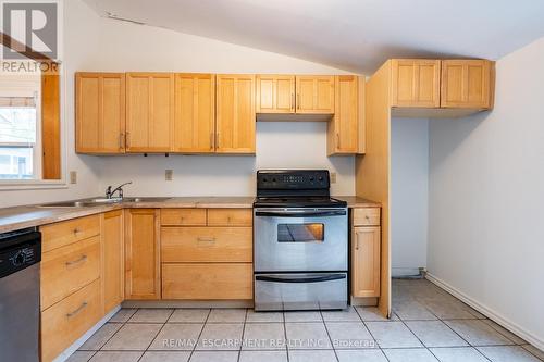 49 Jones Street, Hamilton, ON - Indoor Photo Showing Kitchen