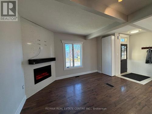 153 Elgin Street, London, ON - Indoor With Fireplace