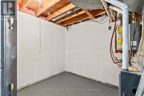 114 St Lawrence Boulevard, London, ON - Indoor Photo Showing Basement