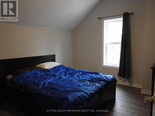 73 Hope Street E, East Zorra-Tavistock, ON - Indoor Photo Showing Bedroom