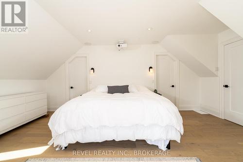 698 Rye Street, Niagara-On-The-Lake, ON - Indoor Photo Showing Bedroom