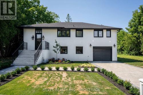 489 Regent Street, Niagara-On-The-Lake, ON - Outdoor